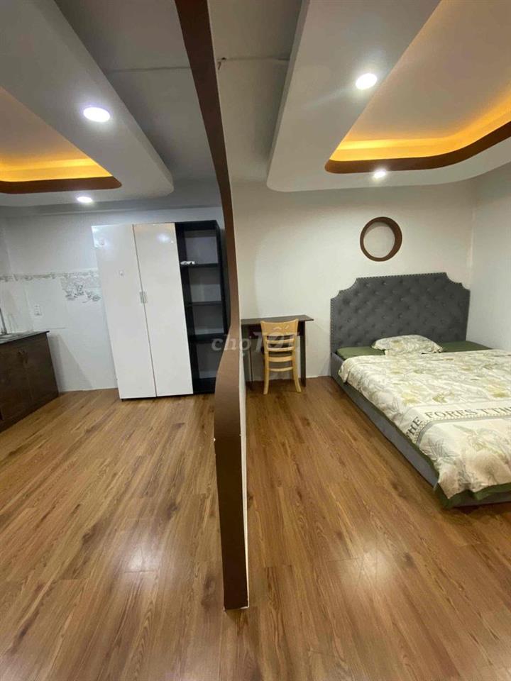 Căn Hộ 1PN Full Nội Thất Máy Giặt riêng Gần LosssTe Cộng Hoà