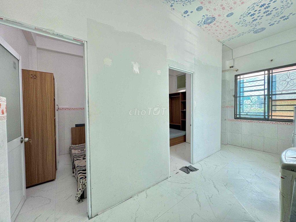 Căn 2PN nội thất sẵn , cửa sổ trời Gió Lồng Lộng