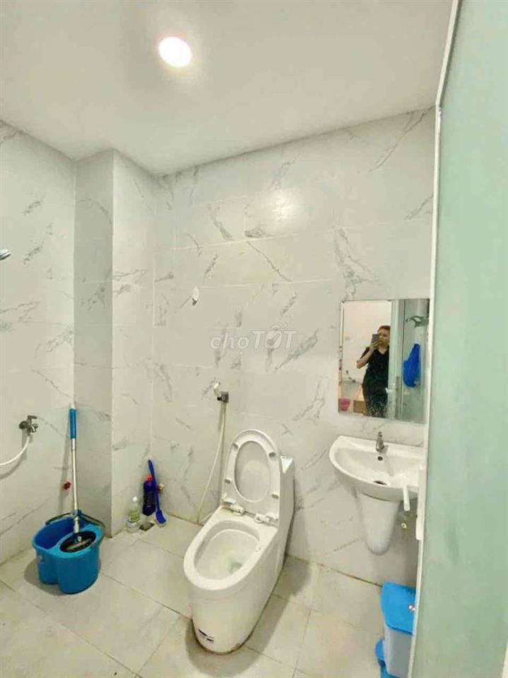 CĂN hộ 1PN Ban Công Nội Thất Đầy Đủ Miễn Phí Xe