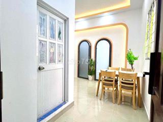 CĂN hộ Dv 2 Phòng Ngủ 1 Phòng Khách Miễn Phí Xe