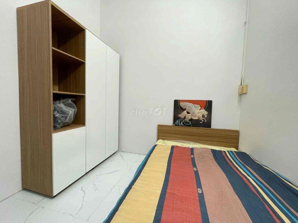 Căn Hộ 2PN to có bancon 1/8 Ở được Ngay Ngã Tư Bảy Hiền 🔥