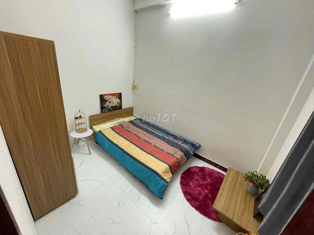Căn Hộ 2PN to có bancon 1/8 Ở được Ngay Ngã Tư Bảy Hiền 🔥