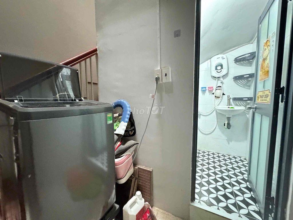 mặt bằng Nhỏ , Hẻm Xe Tải 10m các mặt tiền 2 căn , Văn Phòng Ok