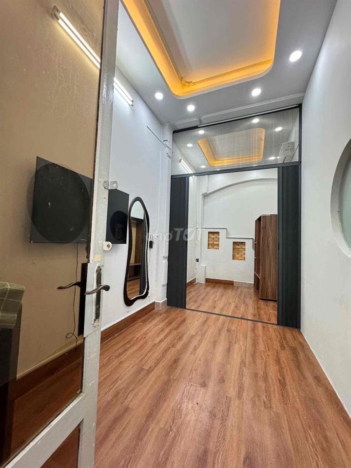 mặt bằng Nhỏ , Hẻm Xe Tải 10m các mặt tiền 2 căn , Văn Phòng Ok