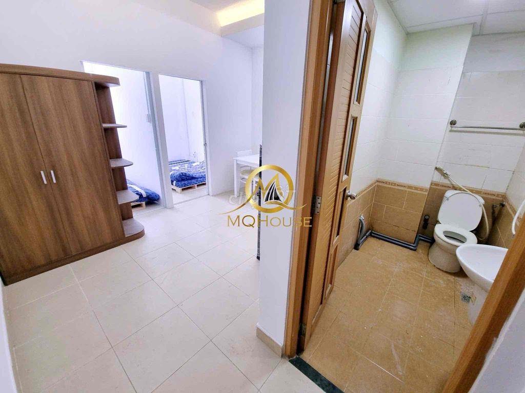 💥Căn Hộ 2PN THANG MÁY Nội thất có đủ , Ở Liền Xem Liền được
