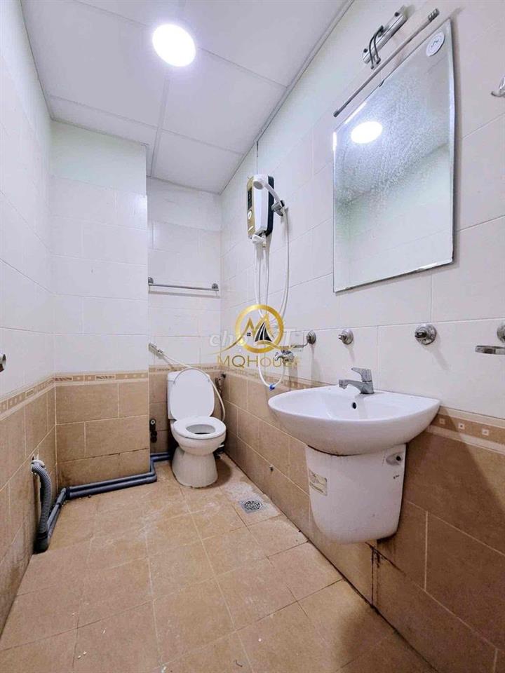 💥Căn Hộ 2PN THANG MÁY Nội thất có đủ , Ở Liền Xem Liền được