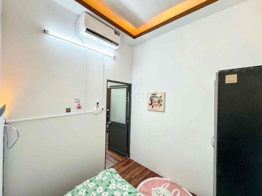 2PN Phòng Khách Rộng , Tầng Trệt , Nội Thất Đầy đủ