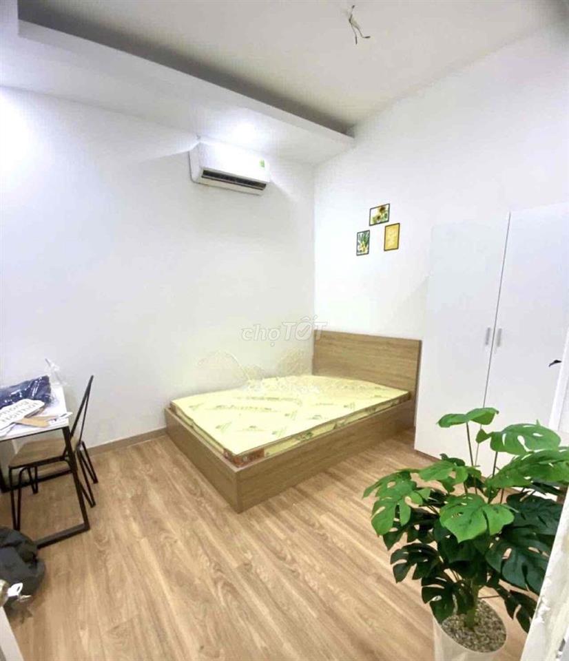 Chính Chủ cho thue căn hộ 2PN Quận 10
