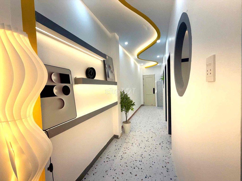 CĂN hộ 2PN mới Ở Liền Được Thoáng Rộng  8,9TR Free Xe