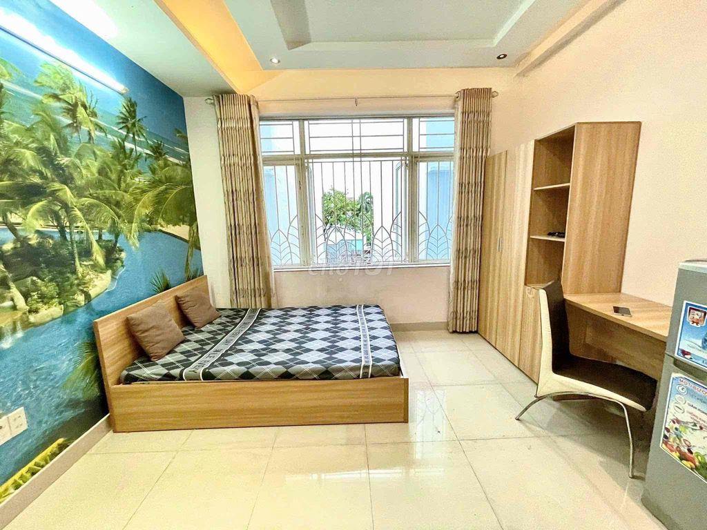 Phòng to Thoáng Nội Thất Sẵn Tự do giờ giấc không chung chủ