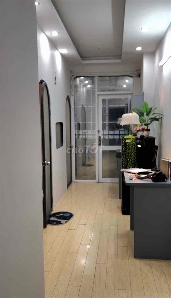 Căn hộ 2pn lầu 1 bancol xinh chill xe hơi tận cửa