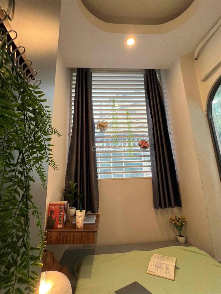 Căn hộ 2pn lầu 1 bancol xinh chill xe hơi tận cửa