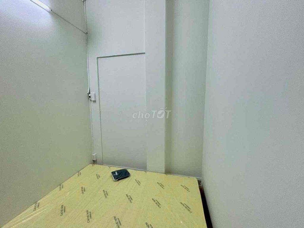 Căn Hộ 2Pn Quận 11 Gần Đầm Sen , Gần Quận 10 luôn 1/8 trống lại