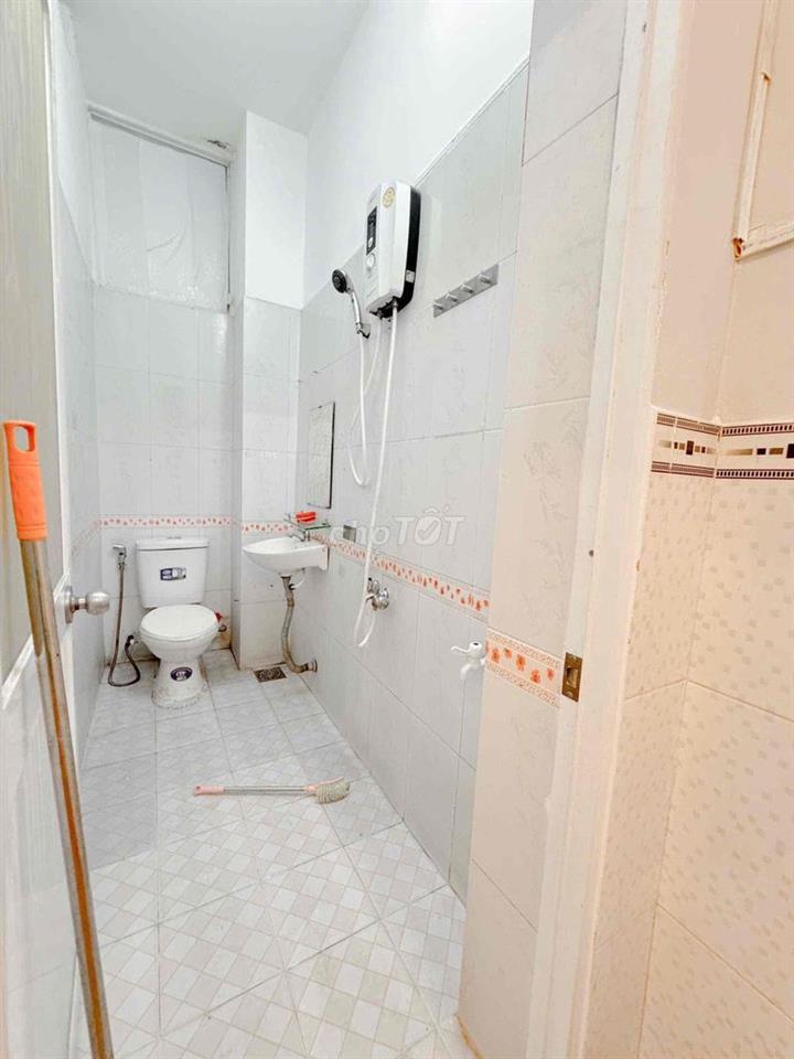 2PN đẹp chill View Xịn , Cửa Sổ Trời , Free Xe