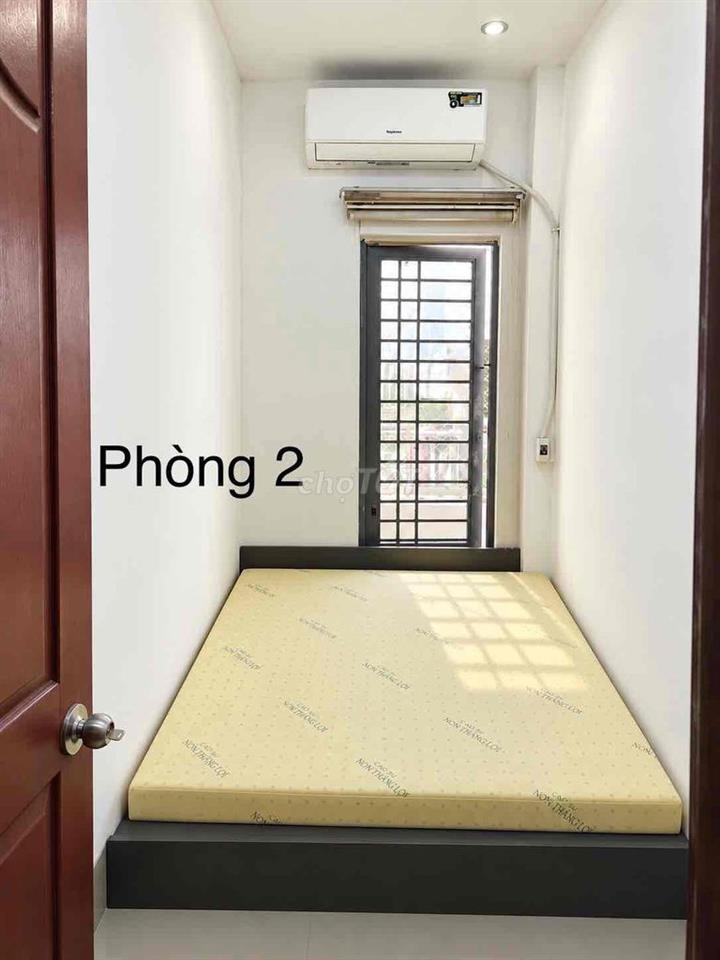 ChDV 2 Phòng Riêng mini có ban công có cửa sổ trời và nội thất