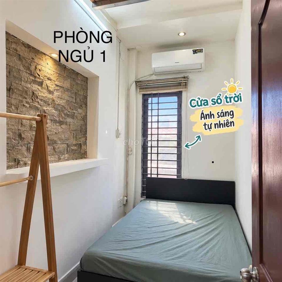 ChDV 2 Phòng Riêng mini có ban công có cửa sổ trời và nội thất