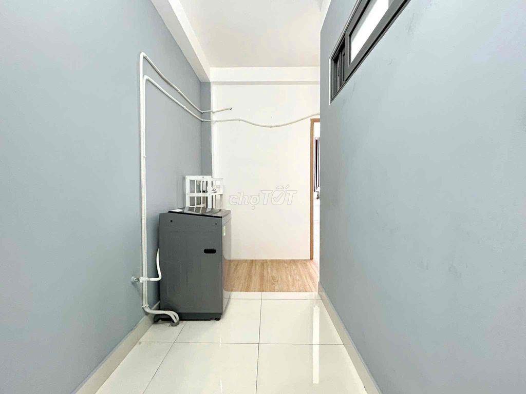 Căn Hộ 2PN1WC 60m2 THOÁNG MÁT Q10 FREE 3XE MÁY