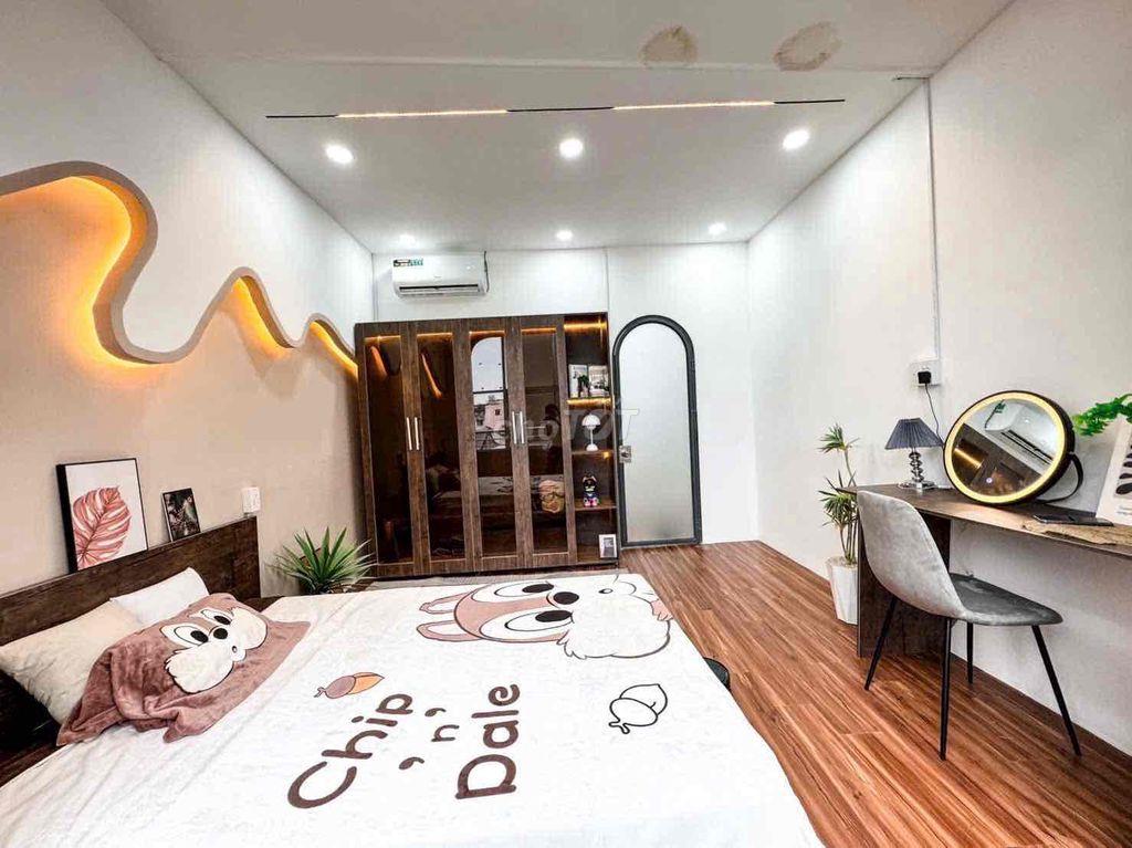 chdv 2Pn mới xây Đang vào Full Nội Thất Cực To Q5 Q10 Q1 đều gần