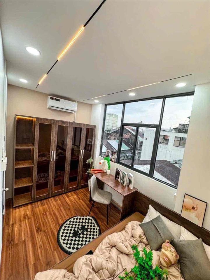chdv 2Pn mới xây Đang vào Full Nội Thất Cực To Q5 Q10 Q1 đều gần