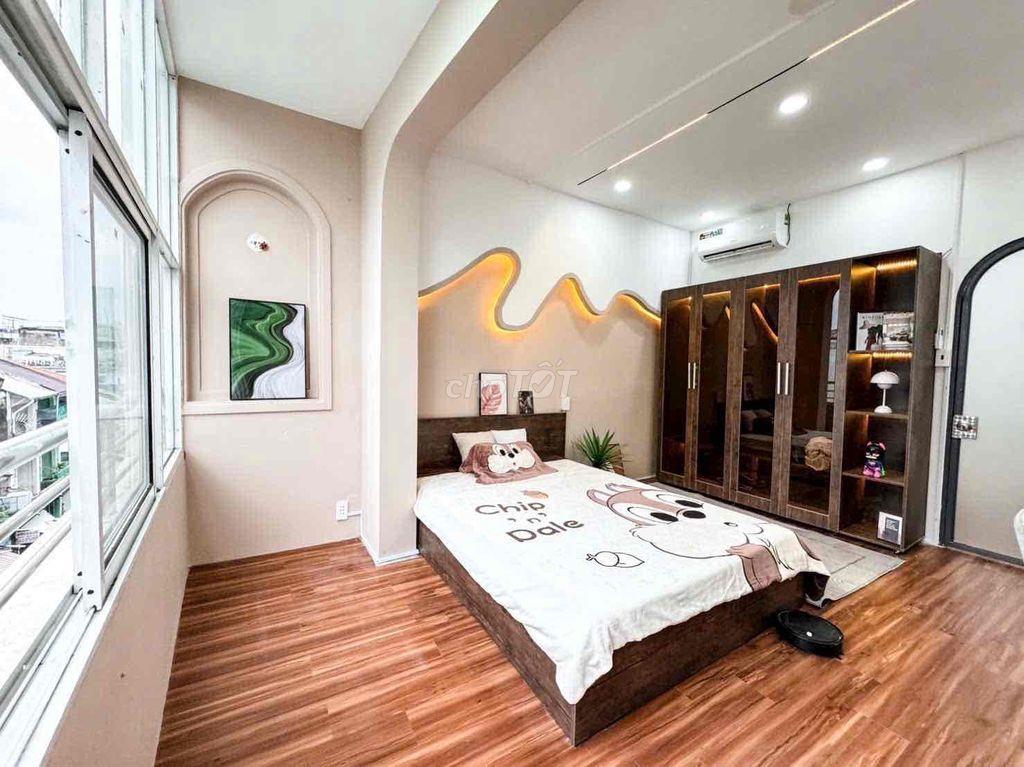 chdv 2Pn mới xây Đang vào Full Nội Thất Cực To Q5 Q10 Q1 đều gần