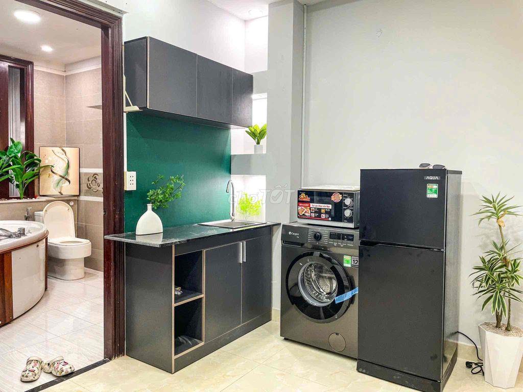 Căn Hộ 2PN 1Wc 1 Phòng Bếp Riêng Full tiện nghi , Máy Giặt Riêng, Lầu