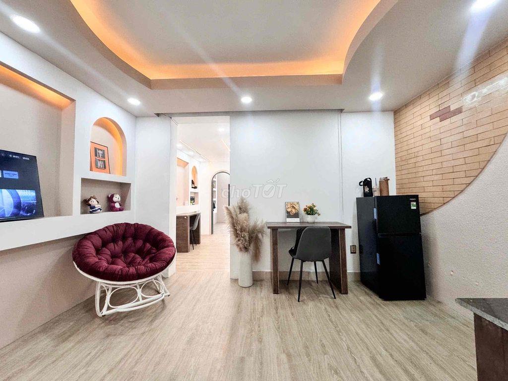 CĂN hộ 2PN 1wc 70m2 To ThOáng Phòng Master