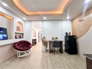 CĂN hộ 2PN 1wc 70m2 To ThOáng Phòng Master