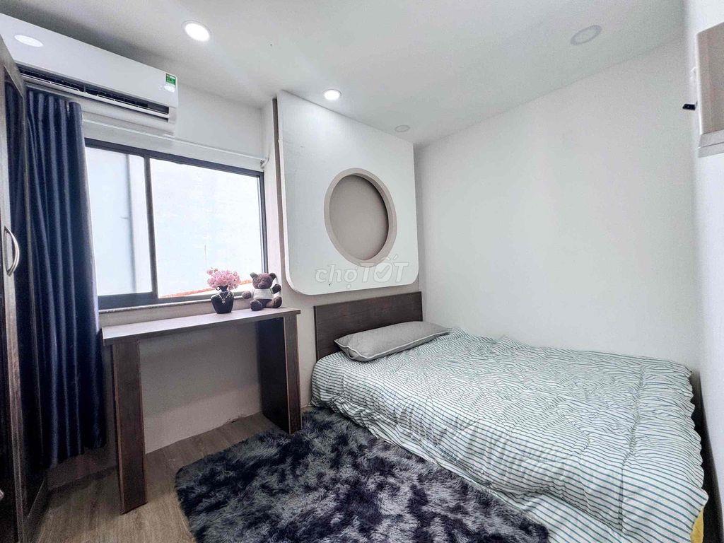 CĂN hộ 2PN 1wc 70m2 To ThOáng Phòng Master