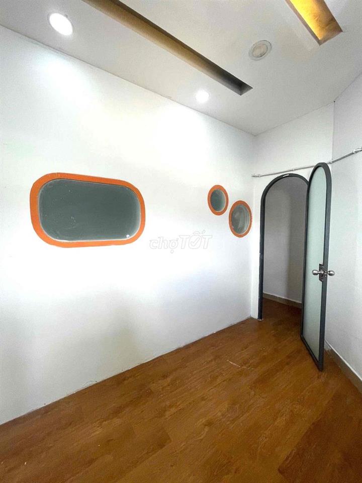 Chính chủ chothuecanw 2PN đầy đủ nội thất Hông Chung chủ