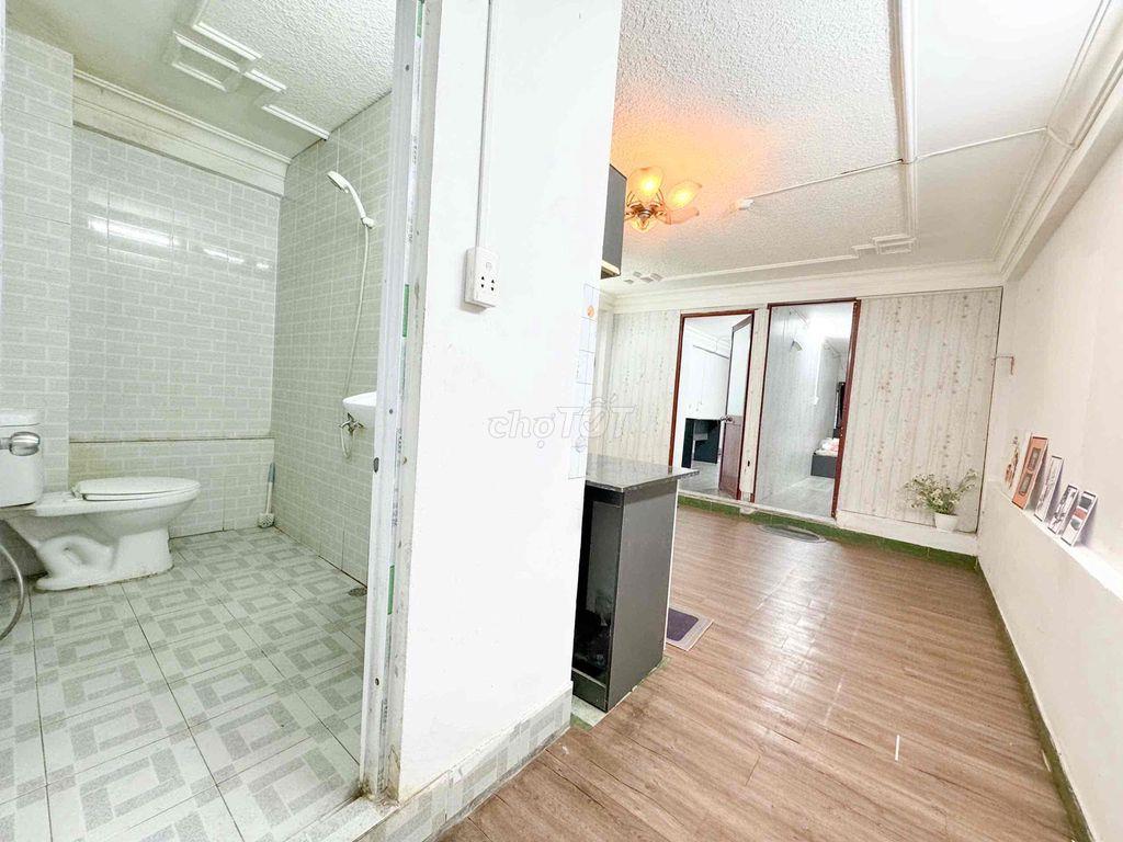 2PN 60m2 SiêuTo cuối tháng 9 Trống lại Gần Chợ Siêu Thị mini