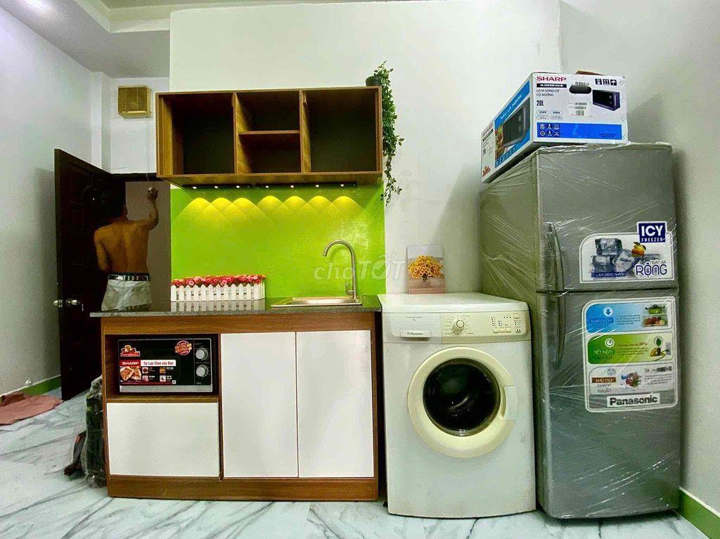 CHdV 2PN1WC Nội THẤT CÓ SẴN ngay ngã tư BẢY Hiền