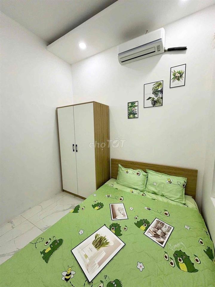CĂn Hộ  2pN 1wc 50m2 ngày 30/10 trống gần  công viên LÀNG Hoa