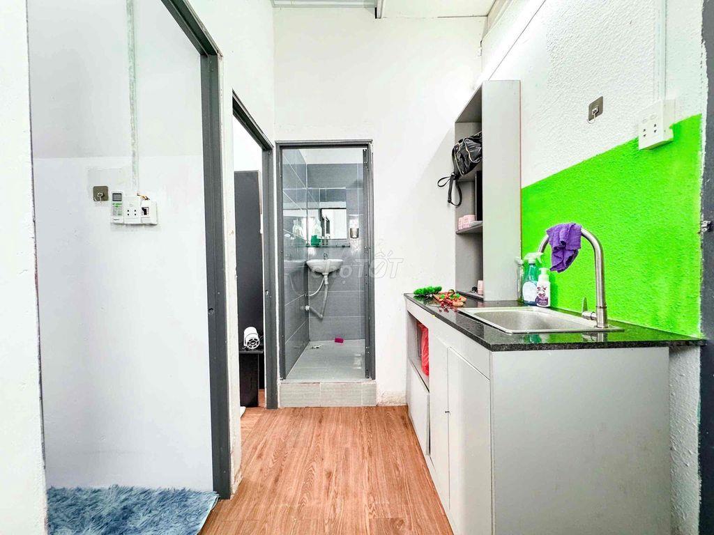 CHDv  2PN 1wc 45m2 Bancony Thoáng Mát Cả 2 Phongg