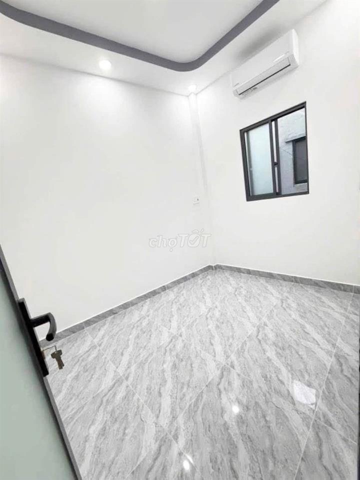 nhà nc lê văn lương gần cầu kênh tẻ gần trần xuân soạn nguyễn hữu thọ 