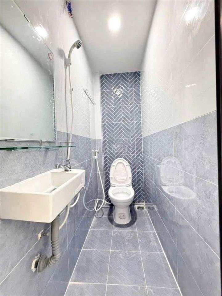 nhà nc lê văn lương gần cầu kênh tẻ gần trần xuân soạn nguyễn hữu thọ 