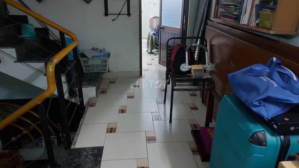 nhà nc chánh hưng gần nhà thờ hải nam phạm hùng tạ quang bửu 