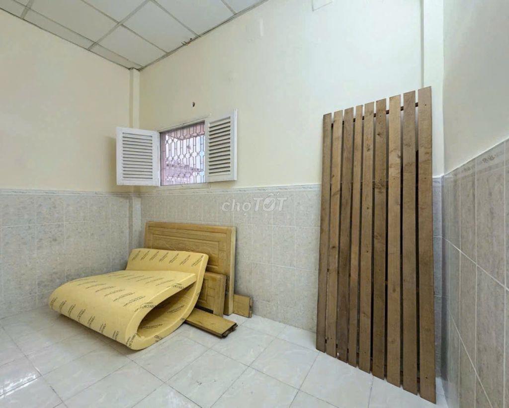 nhà nc lê văn sỹ 2pn q3 gần mai văn ngọc trần quang diệu