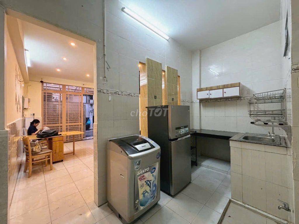 nhà nc lê văn sỹ 2pn q3 gần mai văn ngọc trần quang diệu