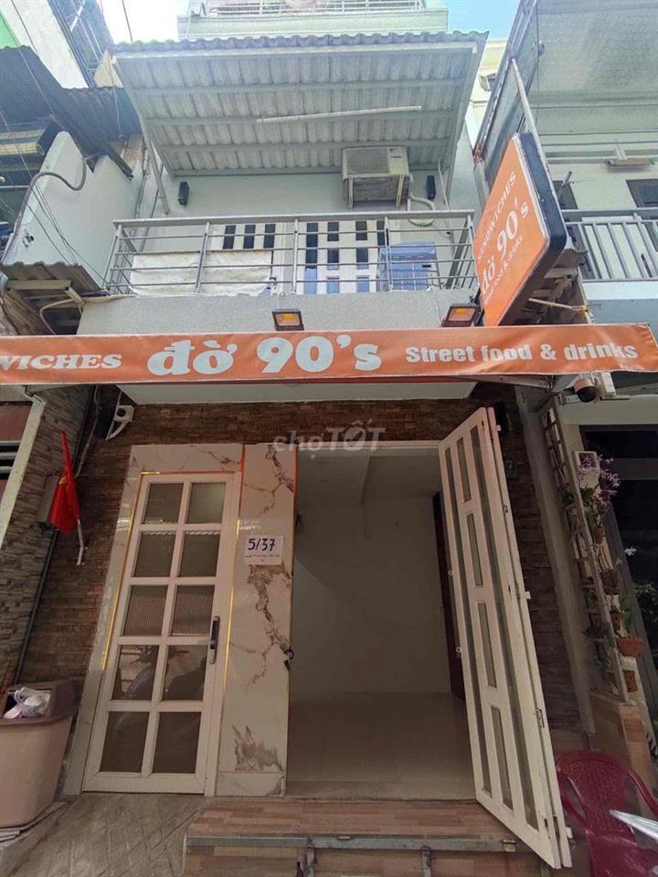 mb nguyễn trung ngạn ngay cầu ba son đh sài gòn tôn đức thắng