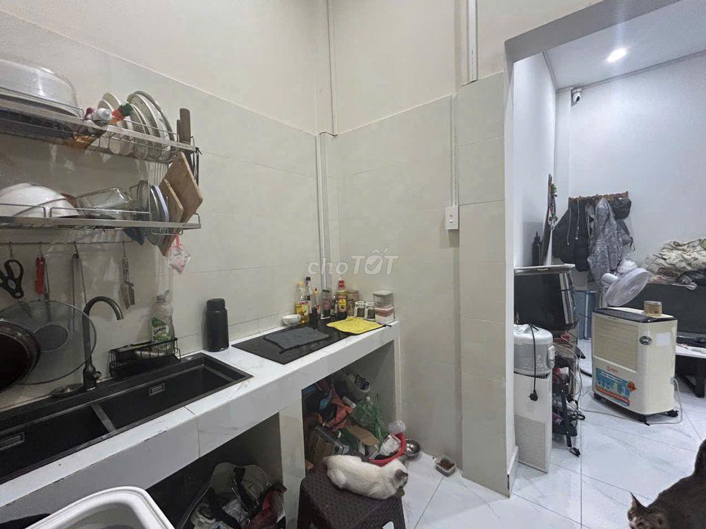 nhà nc  1 trệt 1 lầu gần sư vạn hạnh BV nhi đồng ngã 7 lý thái tổ 