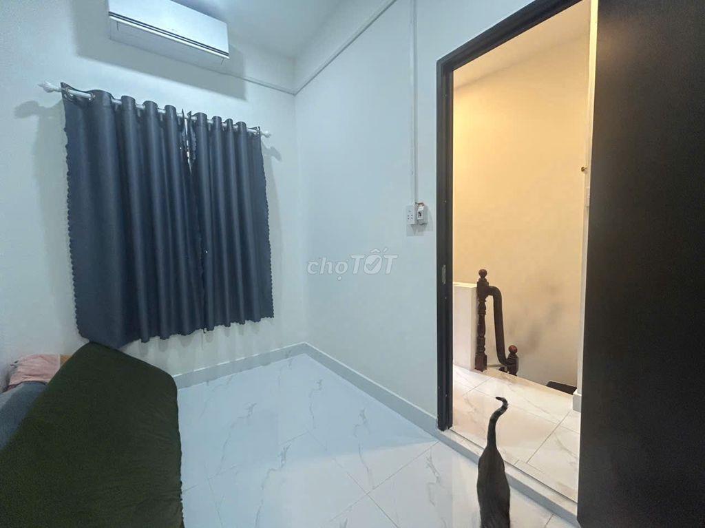 nhà nc  1 trệt 1 lầu gần sư vạn hạnh BV nhi đồng ngã 7 lý thái tổ 