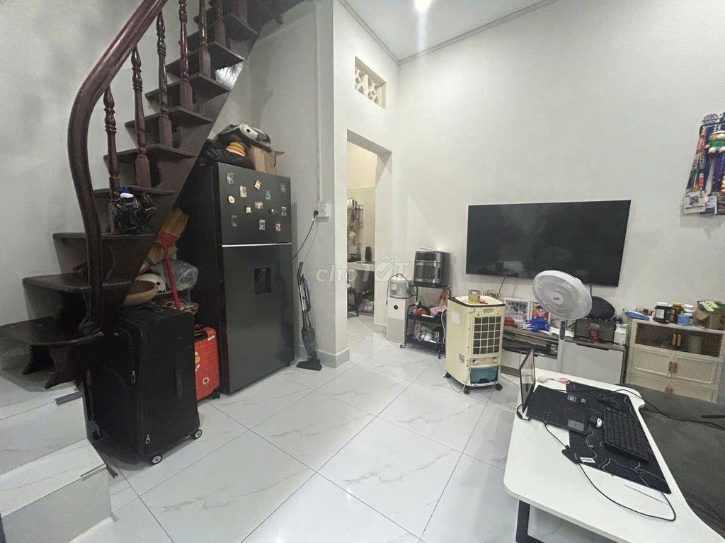 nhà nc  1 trệt 1 lầu gần sư vạn hạnh BV nhi đồng ngã 7 lý thái tổ 
