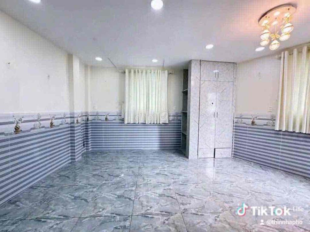 nhà căn góc 2 mt phan đình phùng gần chợ cô giang cô bắc đoàn thị điểm