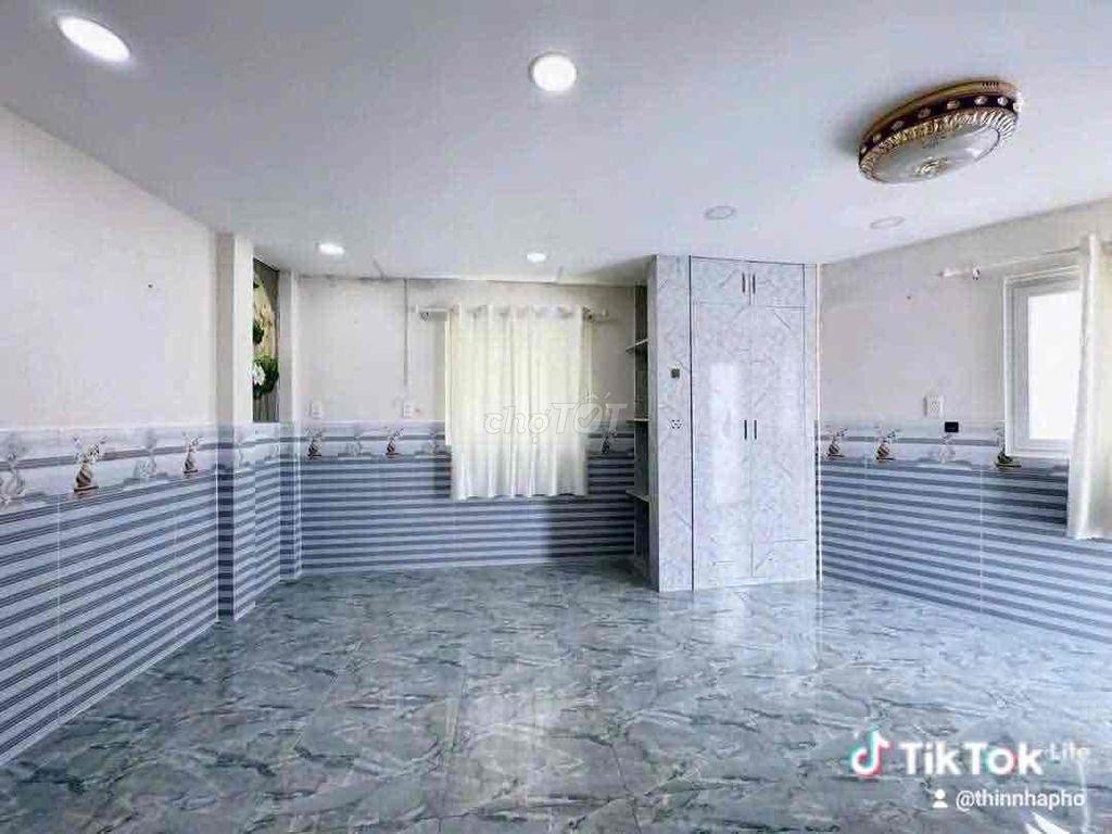 nhà căn góc 2 mt phan đình phùng gần chợ cô giang cô bắc đoàn thị điểm