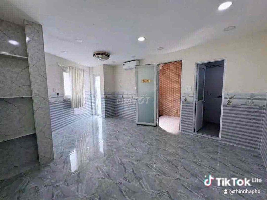 nhà căn góc 2 mt phan đình phùng gần chợ cô giang cô bắc đoàn thị điểm