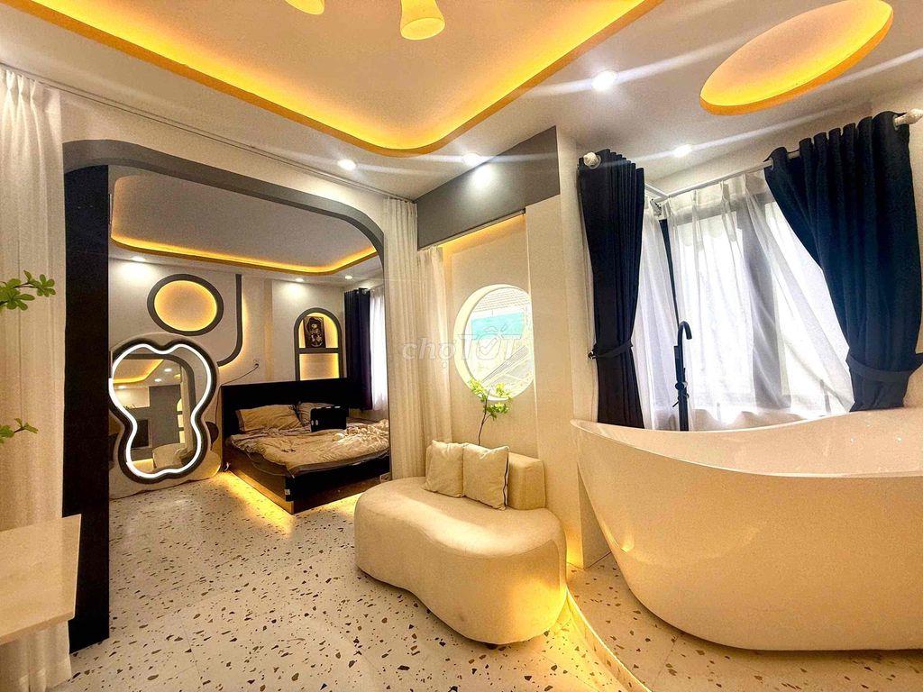 Căn Hộ Dịch Vụ Mới 100%,Full NộiThất, Nguyễn Thị Minh Khai,Quận1,Quận3