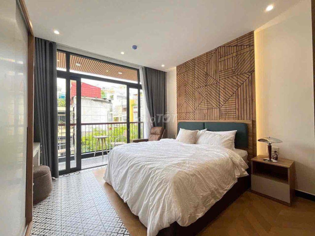 Căn Hộ Dịch Vụ Mới 100%, Full Nội Thất, Nguyễn Thị Minh Khai,Quận3,Q1