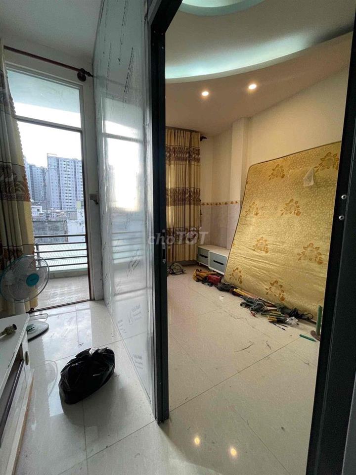 Đầu T9 trống 2 Phòng ngủ 90m2 2pn + 2wc + 1pk siêu to có máy giặt sấy