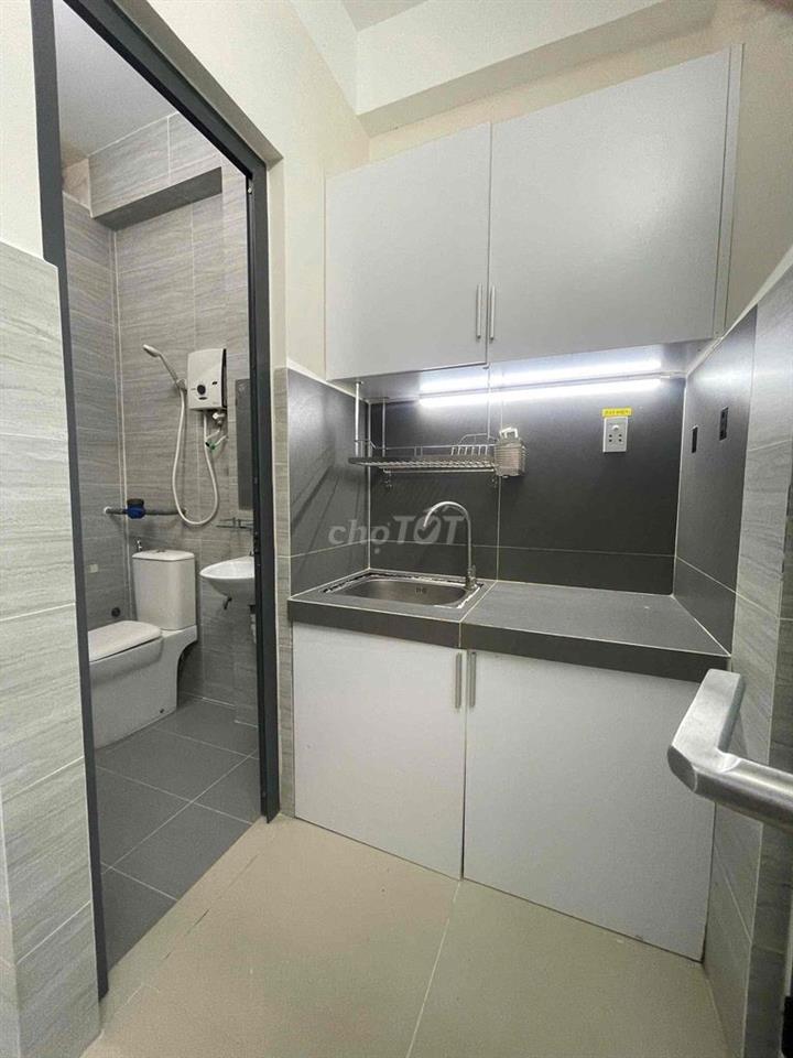 2Pn có thể làm 1pn tách bếp + 2 máy lạnh + 40m2 + nhà có bảo vệ