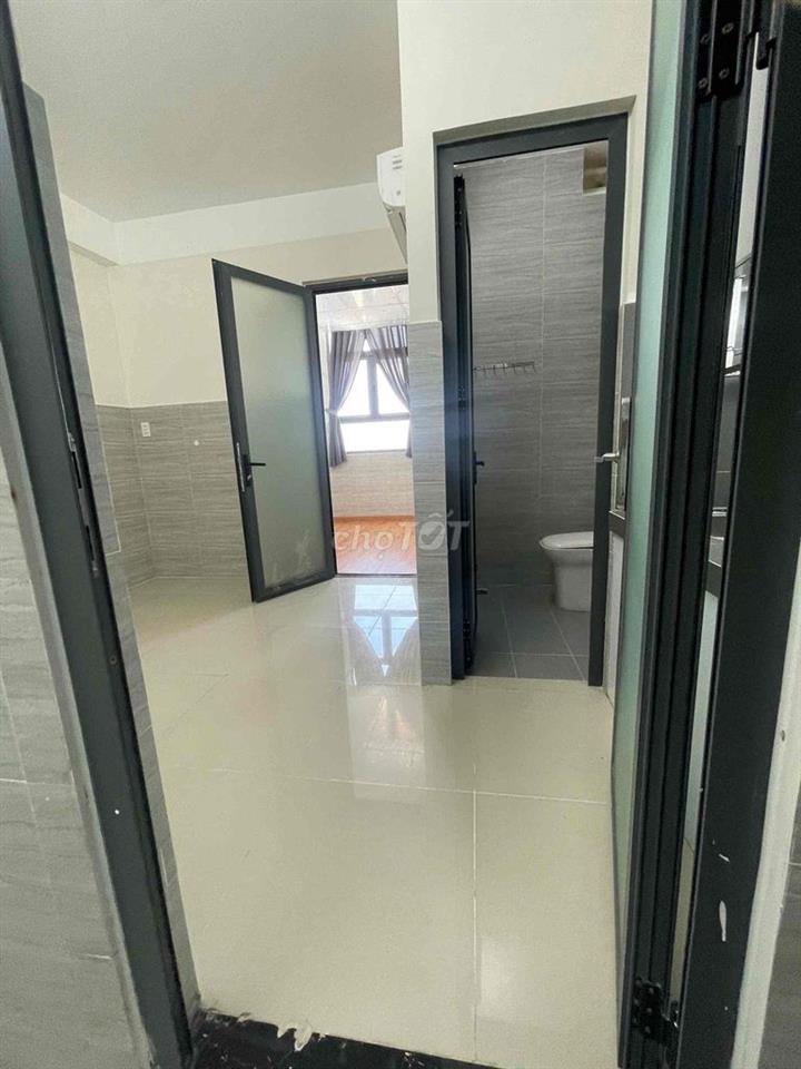 2Pn có thể làm 1pn tách bếp + 2 máy lạnh + 40m2 + nhà có bảo vệ